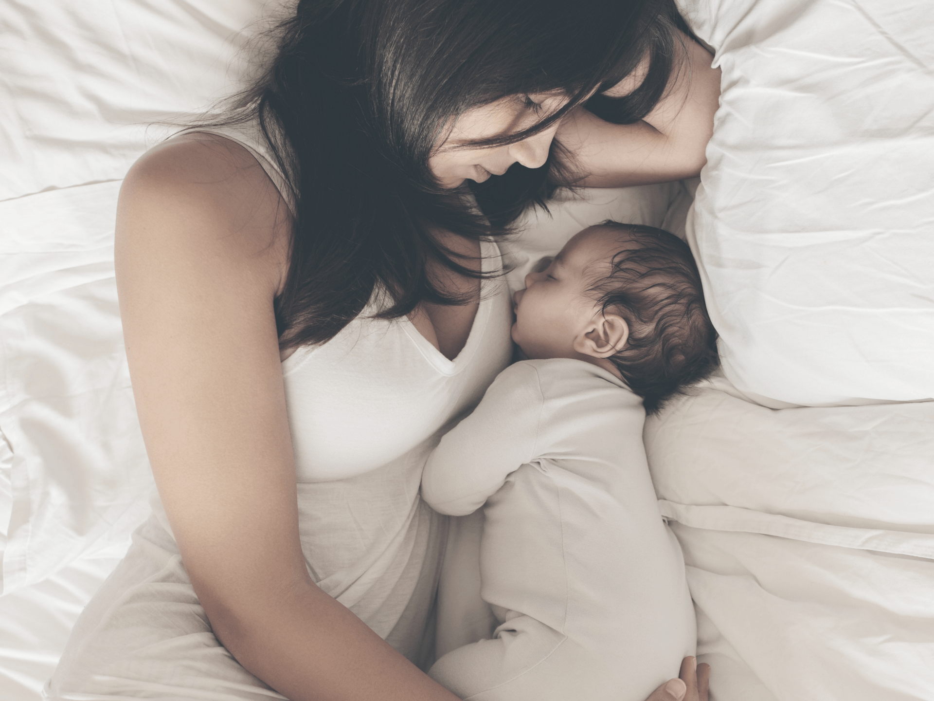 Co Sleeping with Baby The Good vs. The Bad Bubzi Co