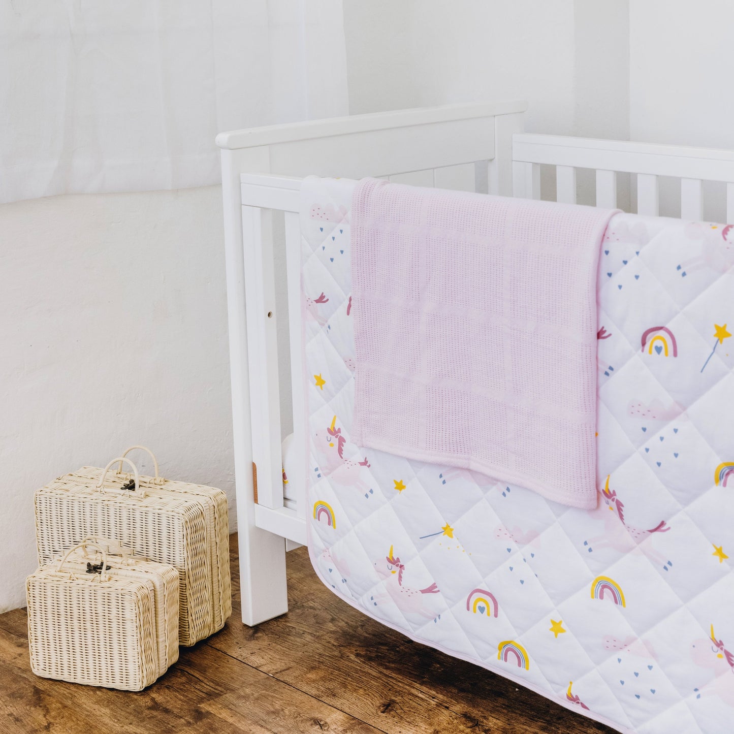 Super Soft 5 Piece Crib Bedding Set – Unicorn Dreams