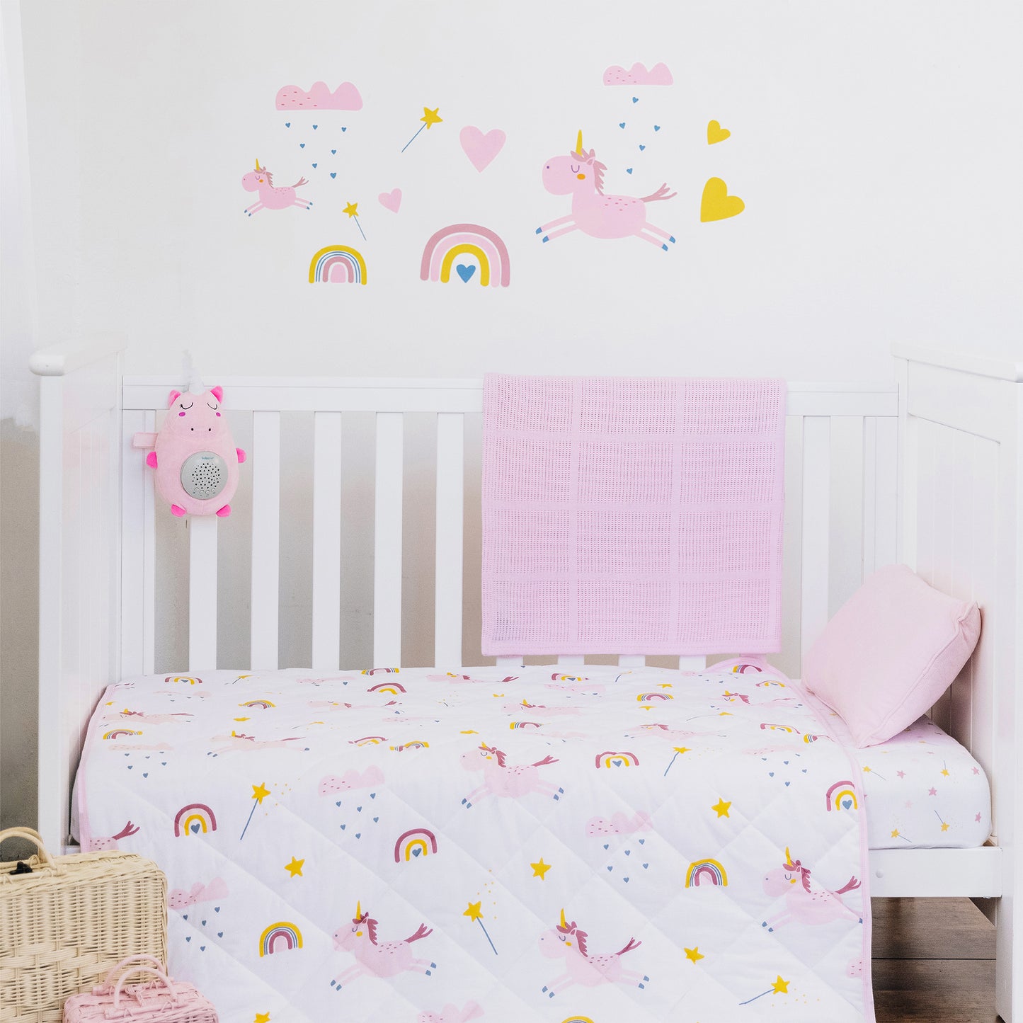 Super Soft 5 Piece Crib Bedding Set – Unicorn Dreams