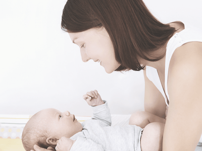 Baby’s First Two Years: Newborn Parenting Advice for New Moms