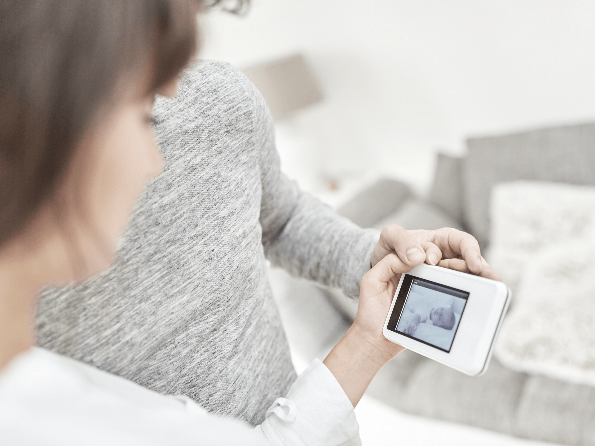 New Mom's Guide: How to Choose a Baby Monitor